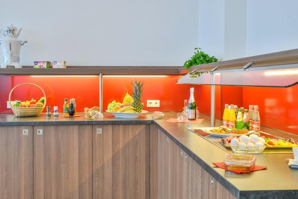 City Hotel וצלאר מראה חיצוני תמונה
